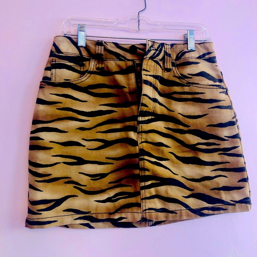 Tiger print miniskirt